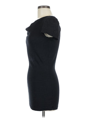 4 size - One size W
