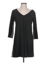 1 size - Lg (Estimated)